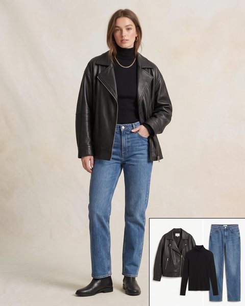 Siyah oversize deri ceket, siyah boğazlı triko ve lacivert düz kesim kot pantolon ile hazırlanmış sonbahar oversize kombini